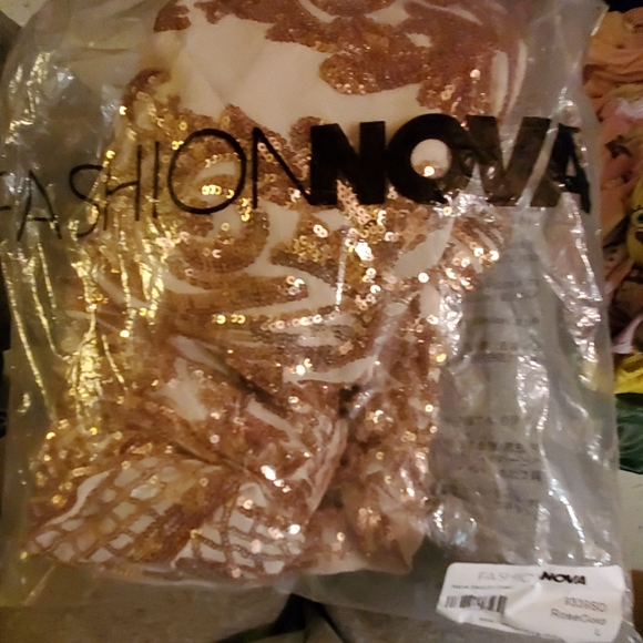 Rose gold dress size large, mistakenly bought two - Picture 2 of 4